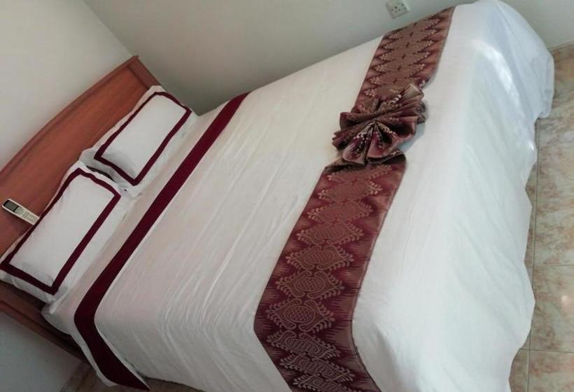 פנסיון Wadduwa Homestay