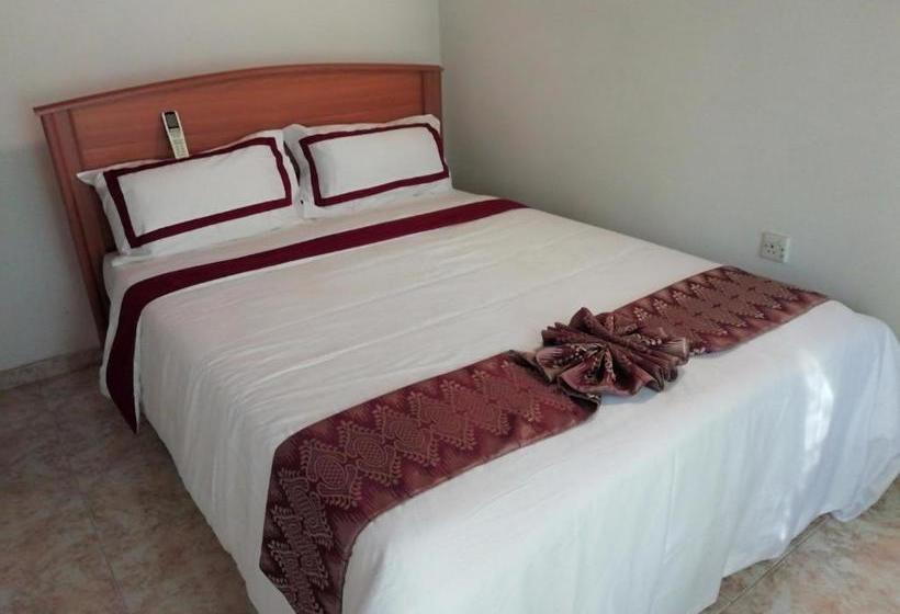 פנסיון Wadduwa Homestay