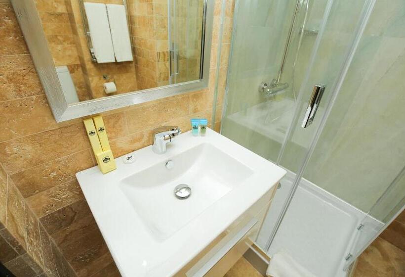 Chalet Dilijan Hotel & Restauarant