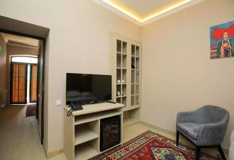 Chalet Dilijan Hotel & Restauarant