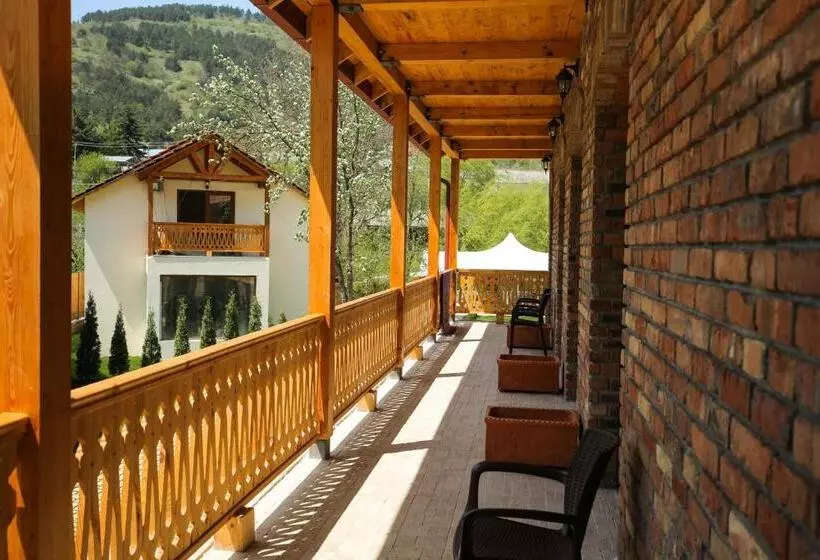 Chalet Dilijan Hotel & Restauarant