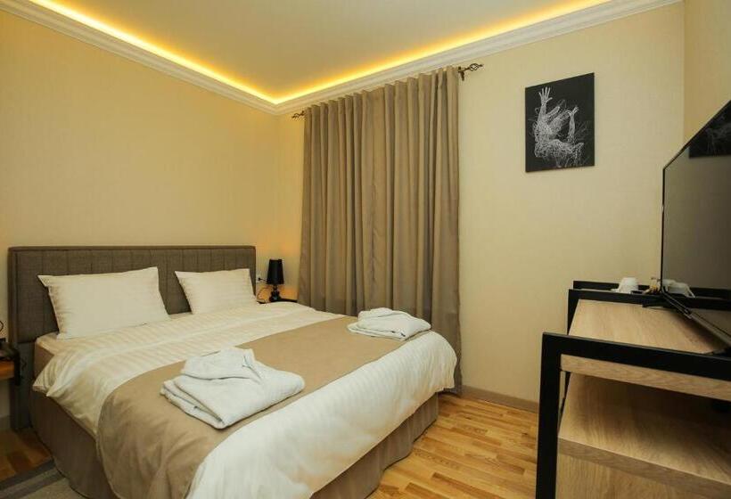 Chalet Dilijan Hotel & Restauarant