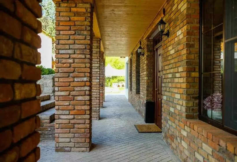 Chalet Dilijan Hotel & Restauarant