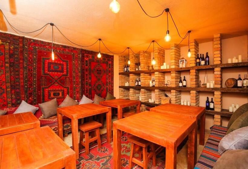 Chalet Dilijan Hotel & Restauarant