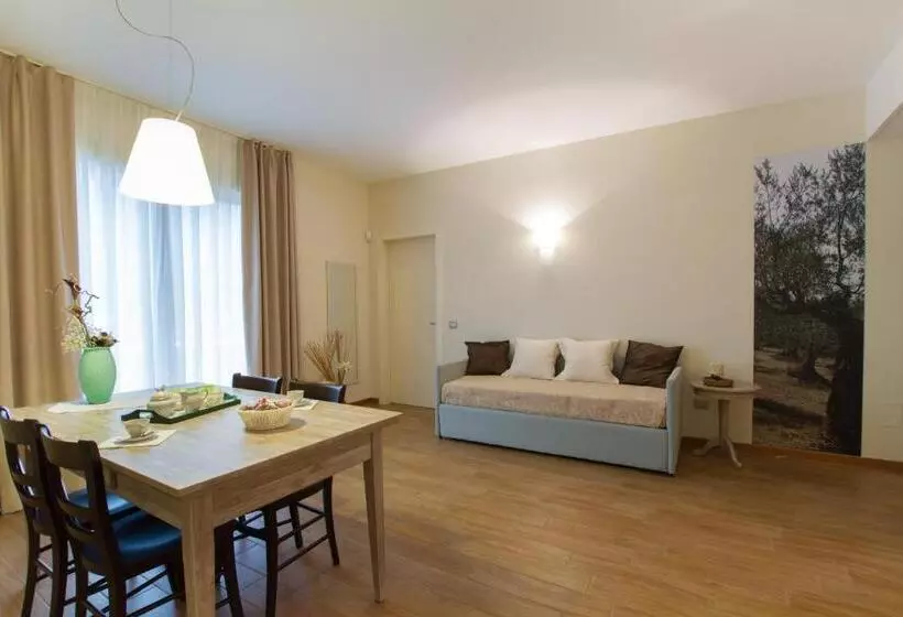 Hotelli Agriturismo Ai Prati