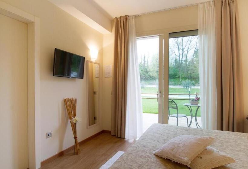 هتل Agriturismo Ai Prati