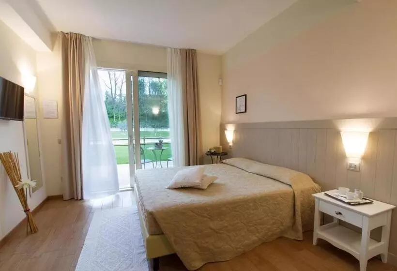 Hotelli Agriturismo Ai Prati