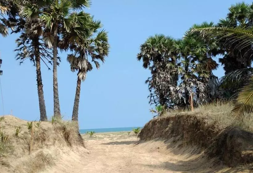 Hotelli Majestic Beach Retreat