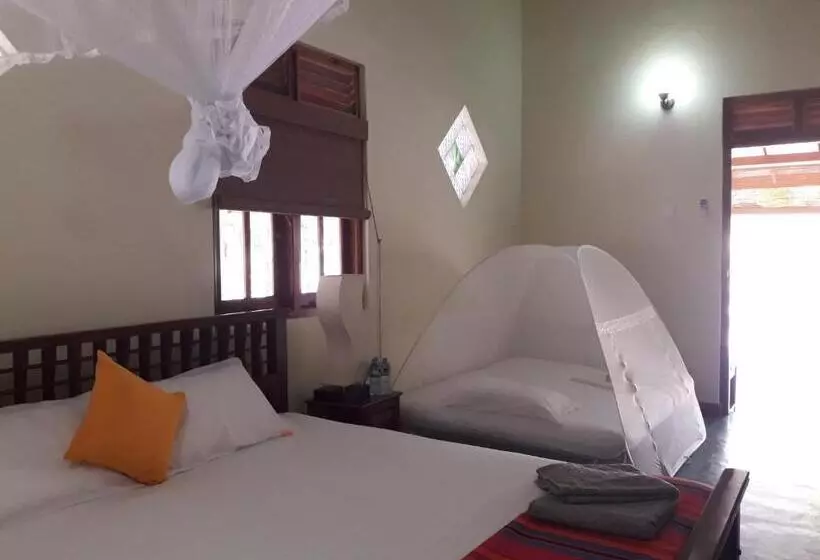 Hotelli Majestic Beach Retreat