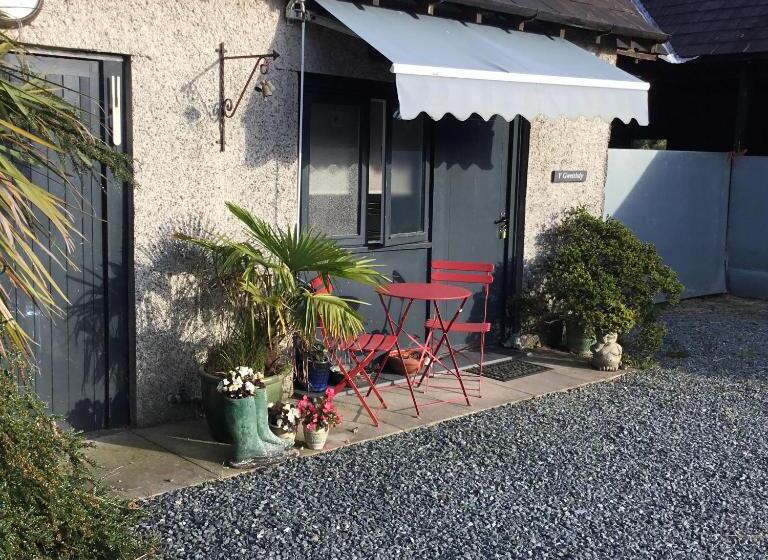 Hotel Tyddyn Perthi Farm