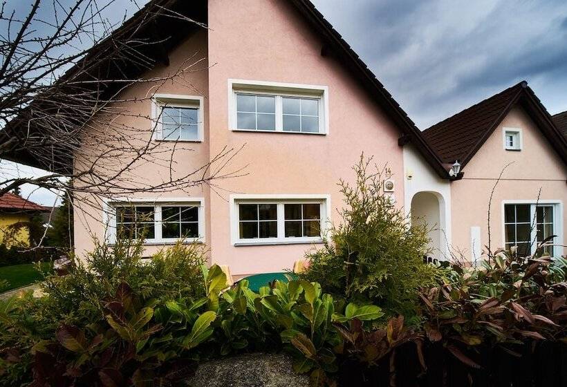 Пансион Bluestars Apartments