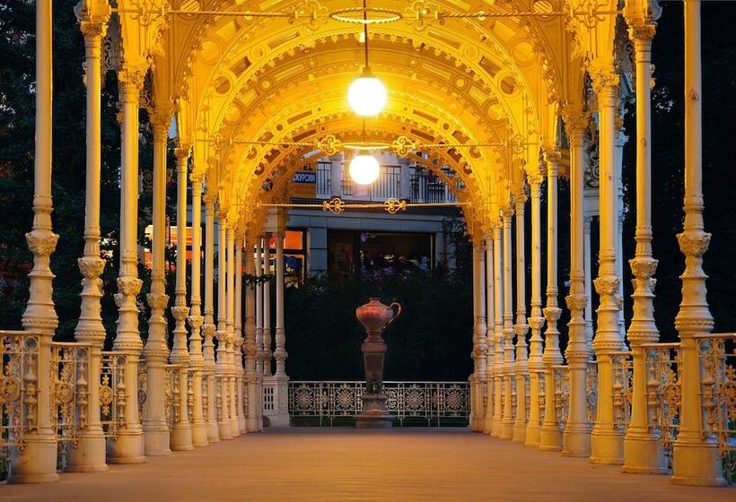 Пансион Bluestars Apartments