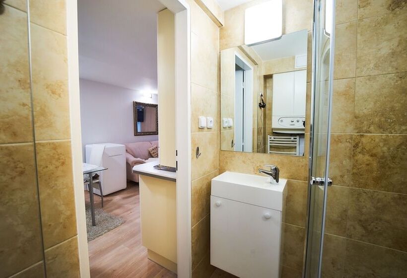 Пансион Bluestars Apartments