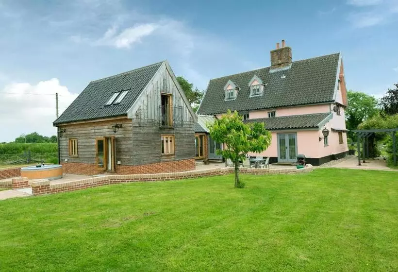 ペンション Corner Farm