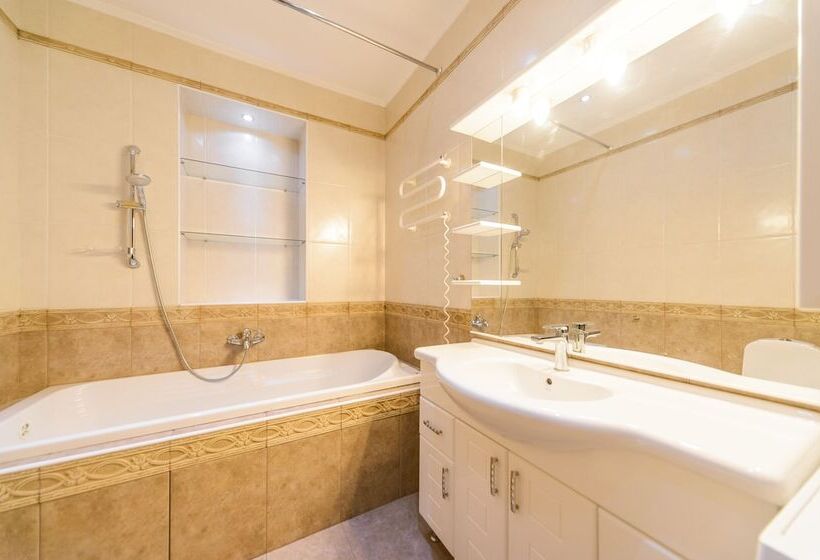 پانسیون Guest House At The Polytechnic Institute