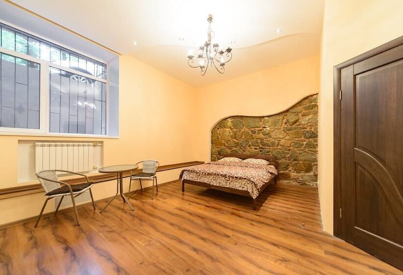 پانسیون Guest House At The Polytechnic Institute