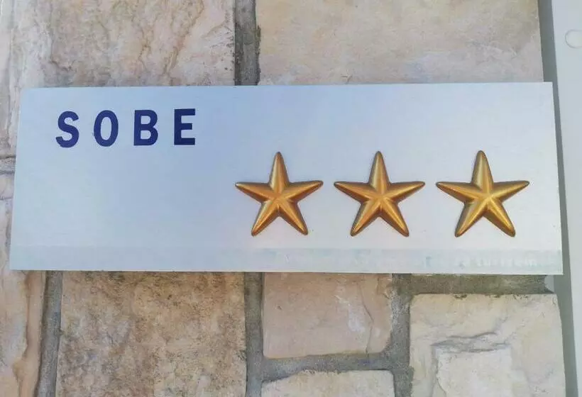 پانسیون Guest House Vila Luka