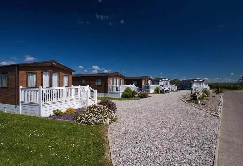 استراحتگاه Looe Coastal Retreat