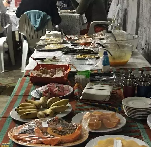 پانسیون Guest House Quinta Natural Bangalots