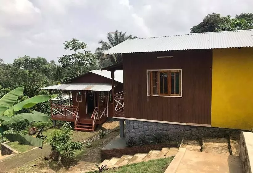 پانسیون Guest House Quinta Natural Bangalots