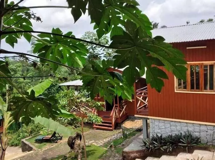 پانسیون Guest House Quinta Natural Bangalots