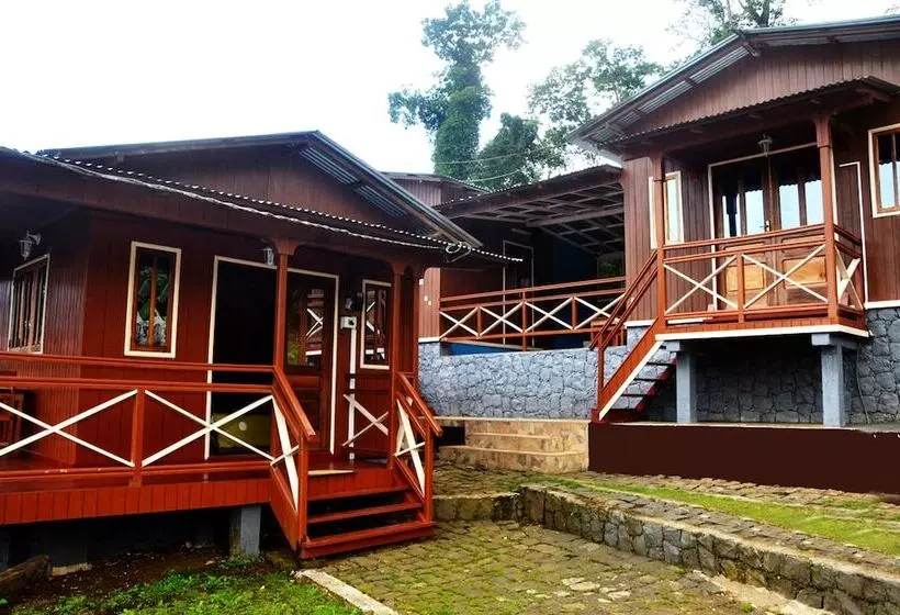 پانسیون Guest House Quinta Natural Bangalots