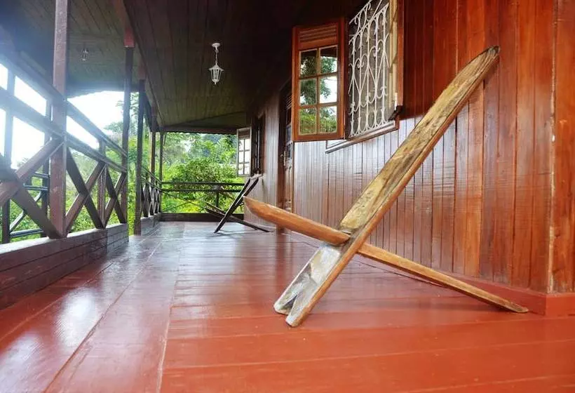 پانسیون Guest House Quinta Natural Bangalots