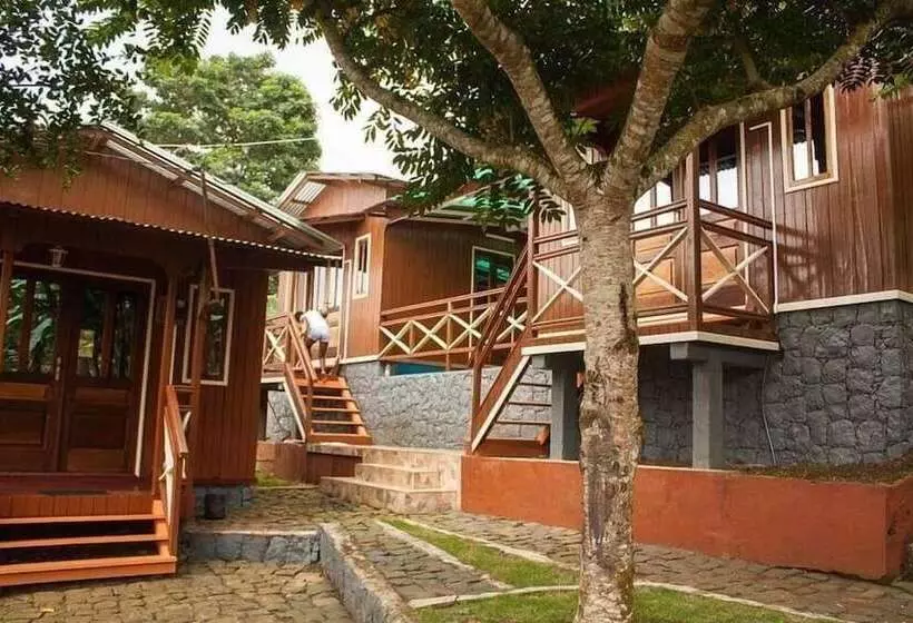 پانسیون Guest House Quinta Natural Bangalots