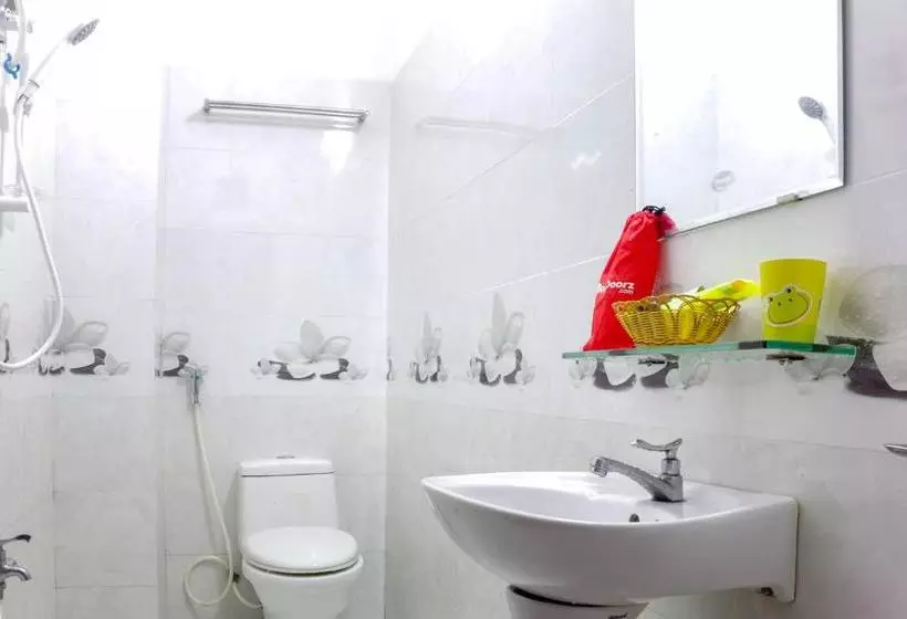 هتل Reddoorz Diamond  Cmt8