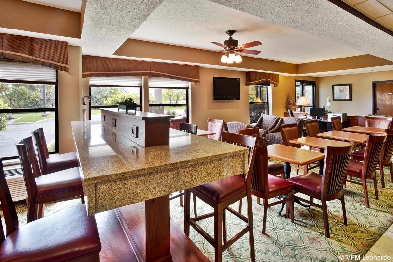 فندق Point Brown