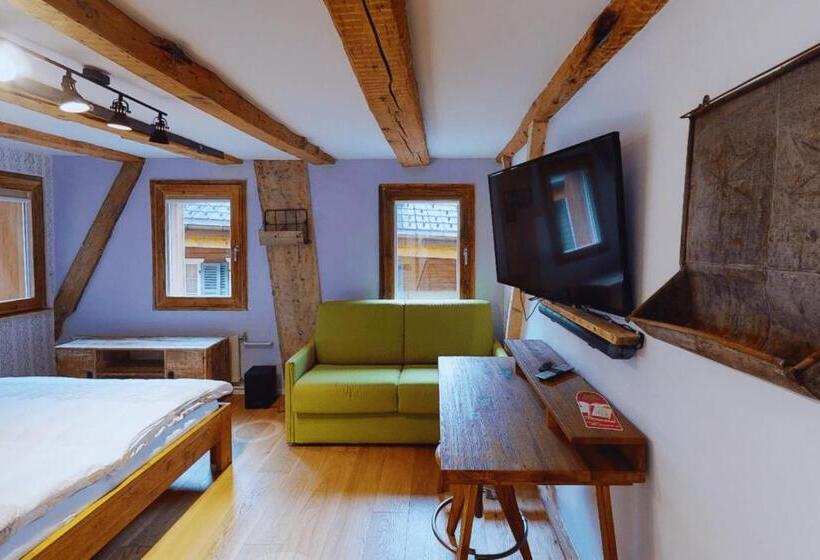 ホテル De La Croix Fédérale