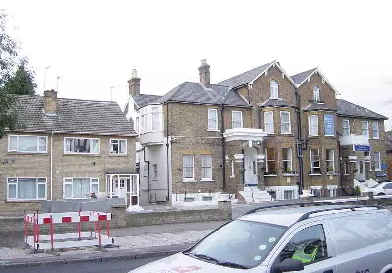 Channins Hounslow Hotel