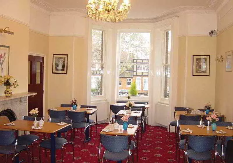 Channins Hounslow Hotel