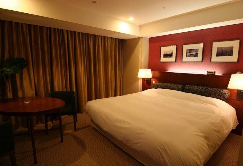 Breezbay Hotel Resort And Spa