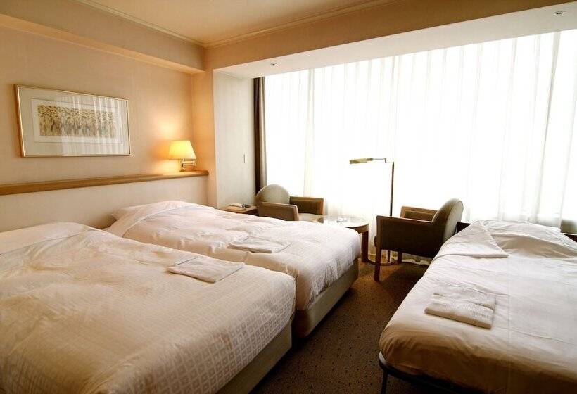 Breezbay Hotel Resort And Spa