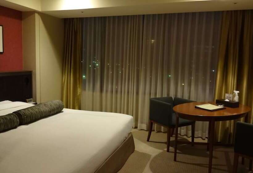 Breezbay Hotel Resort And Spa