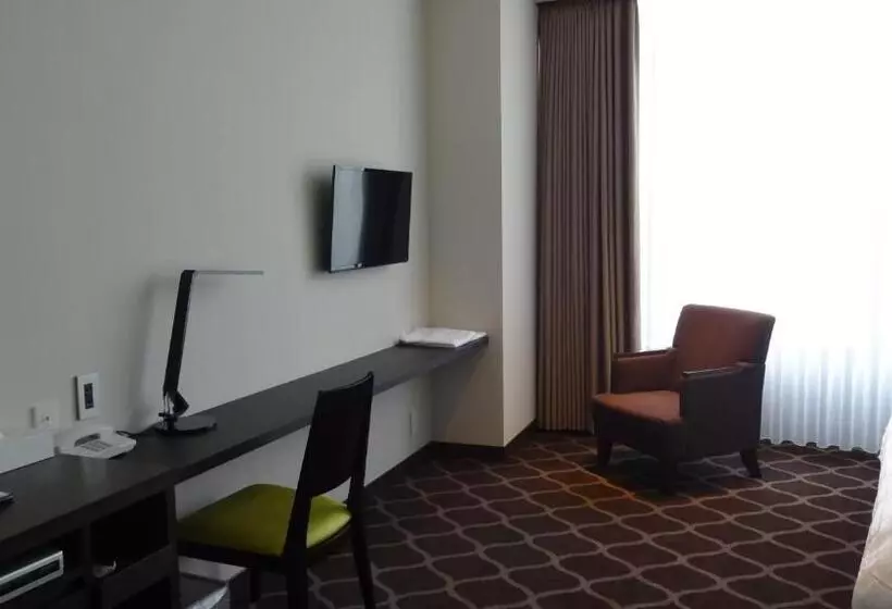 Breezbay Hotel Resort And Spa