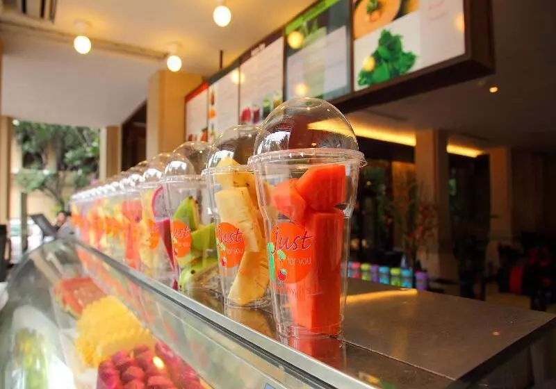 فندق Burasari Phuket Resort & Spa