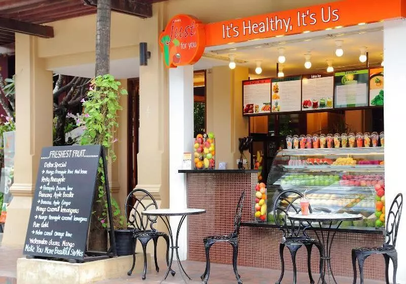 فندق Burasari Phuket Resort & Spa