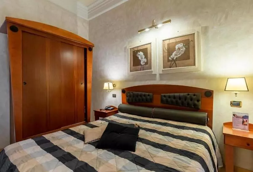 Отель Columbia Wellness & Spa