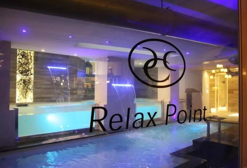 Отель Columbia Wellness & Spa