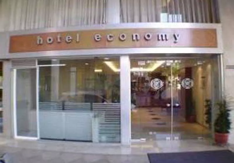 Hotelli Economy