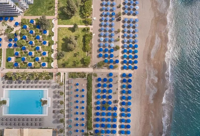 בית מלון כפרי Esperides Beach Resort