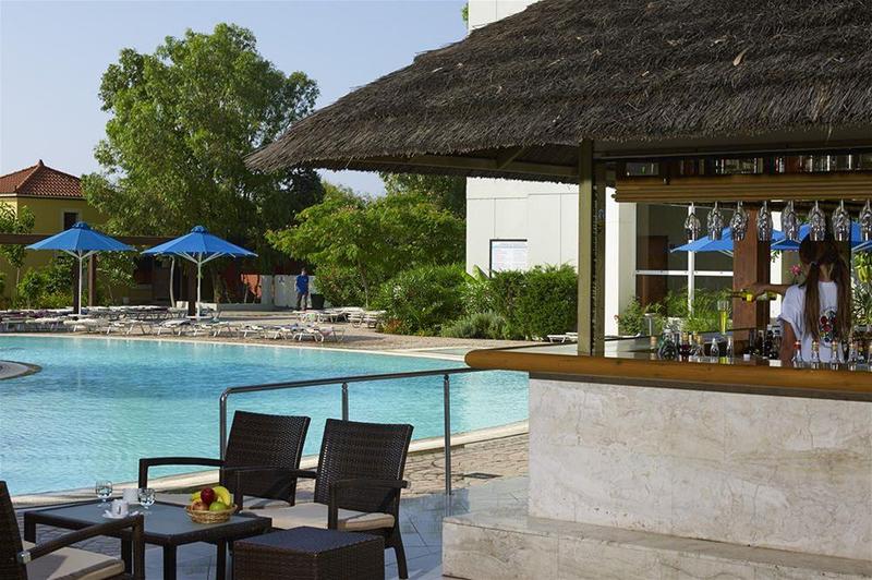 فندق Esperides Beach Resort