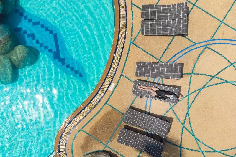 Long Beach Garden Hotel & Pavilions