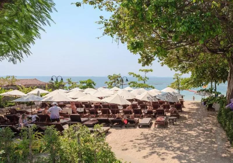 Long Beach Garden Hotel & Pavilions