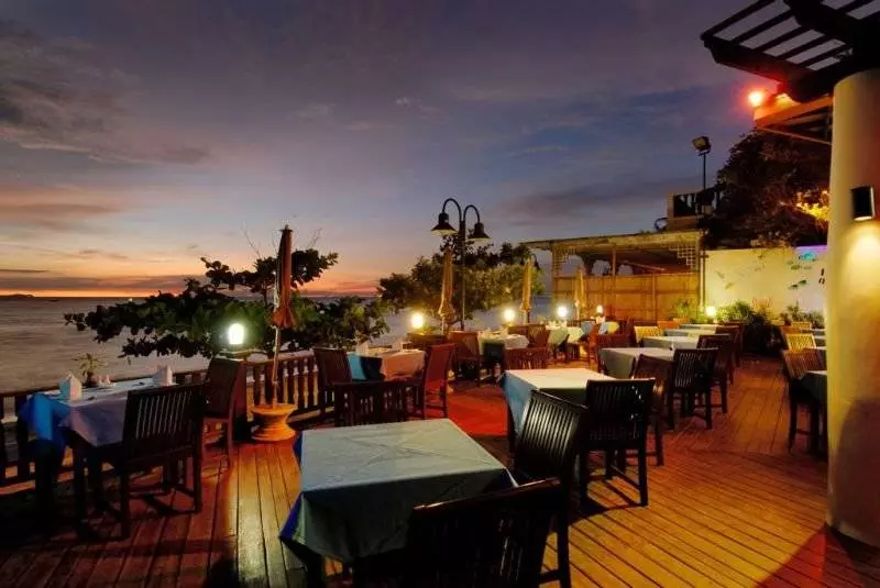 Long Beach Garden Hotel & Pavilions