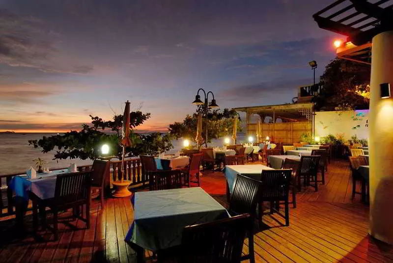 Long Beach Garden Hotel & Pavilions