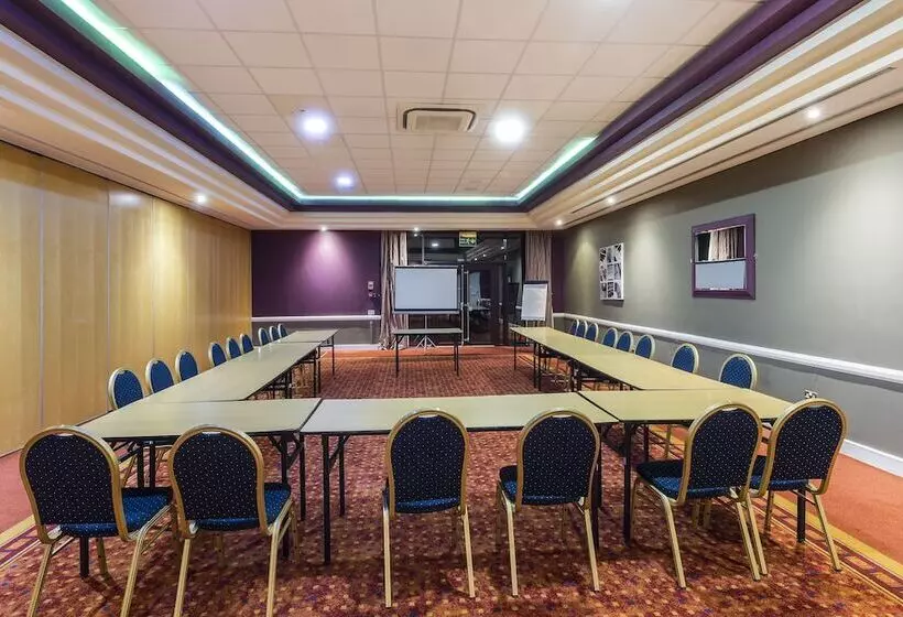 Hotel Mercure St Helens