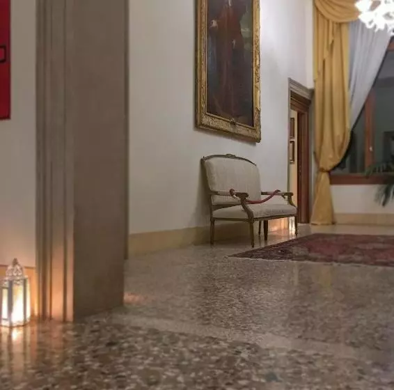 هتل Palazzo Vitturi